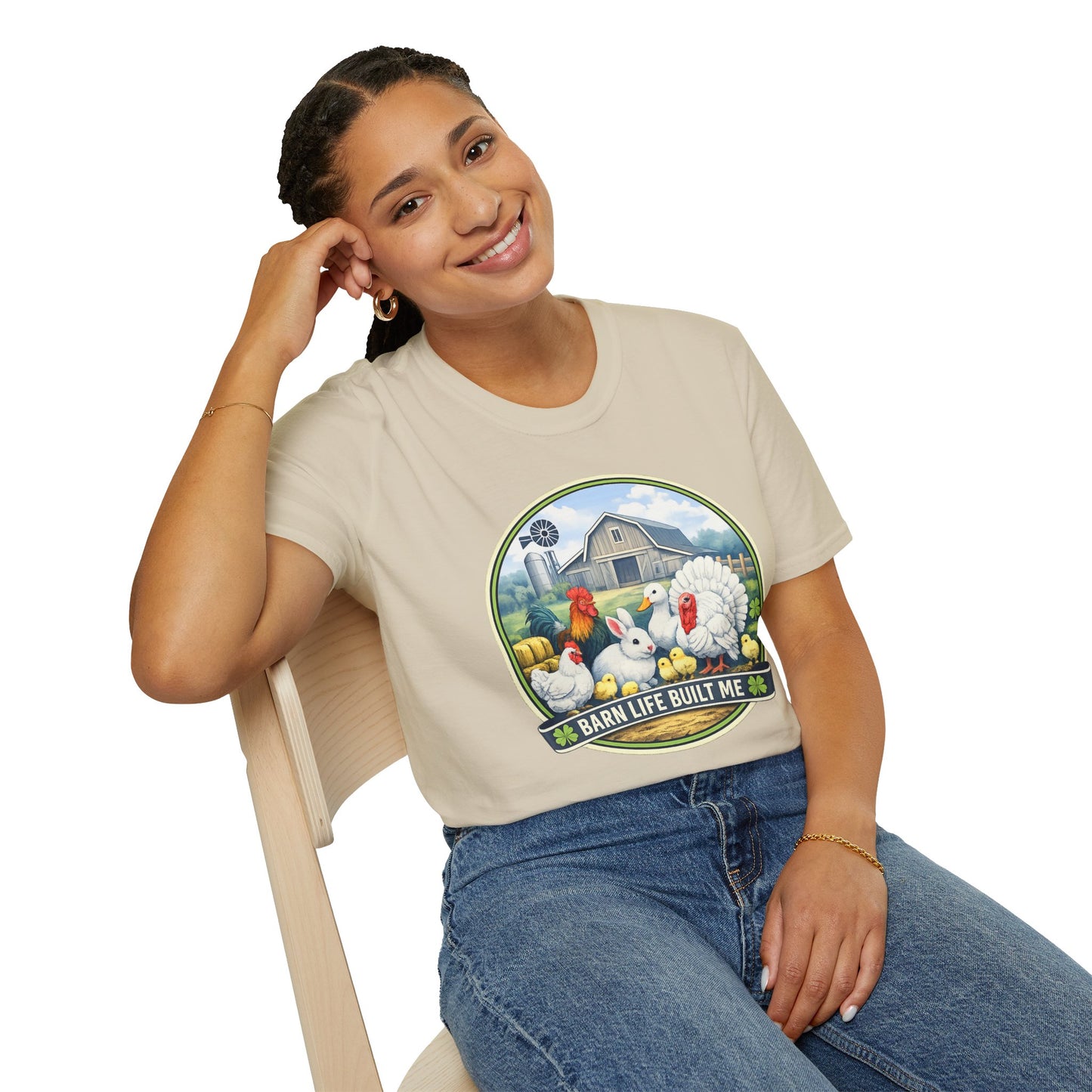 BARN LIFE BUILT ME - Small Animals - Unisex T-Shirt