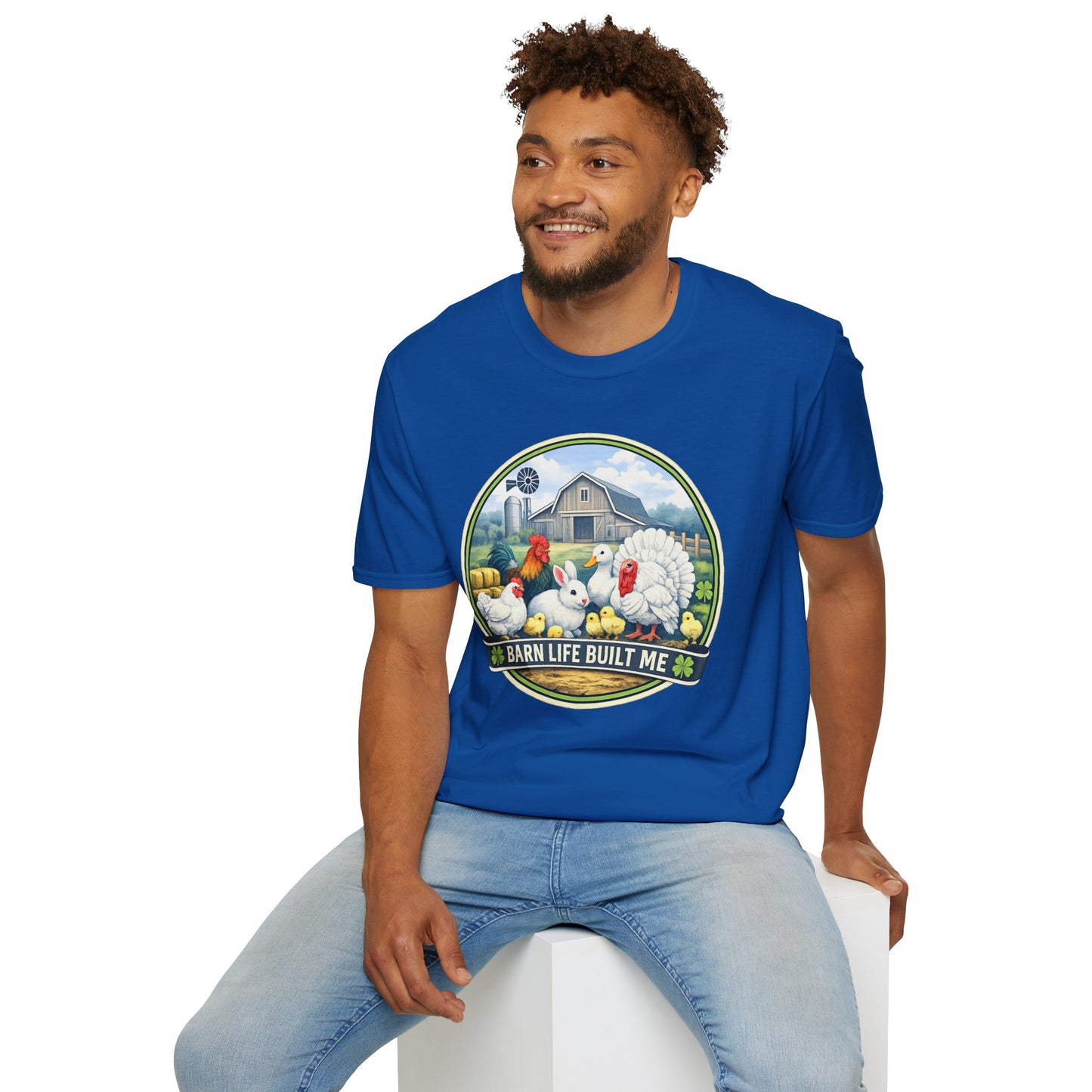 BARN LIFE BUILT ME - Small Animals - Unisex T-Shirt