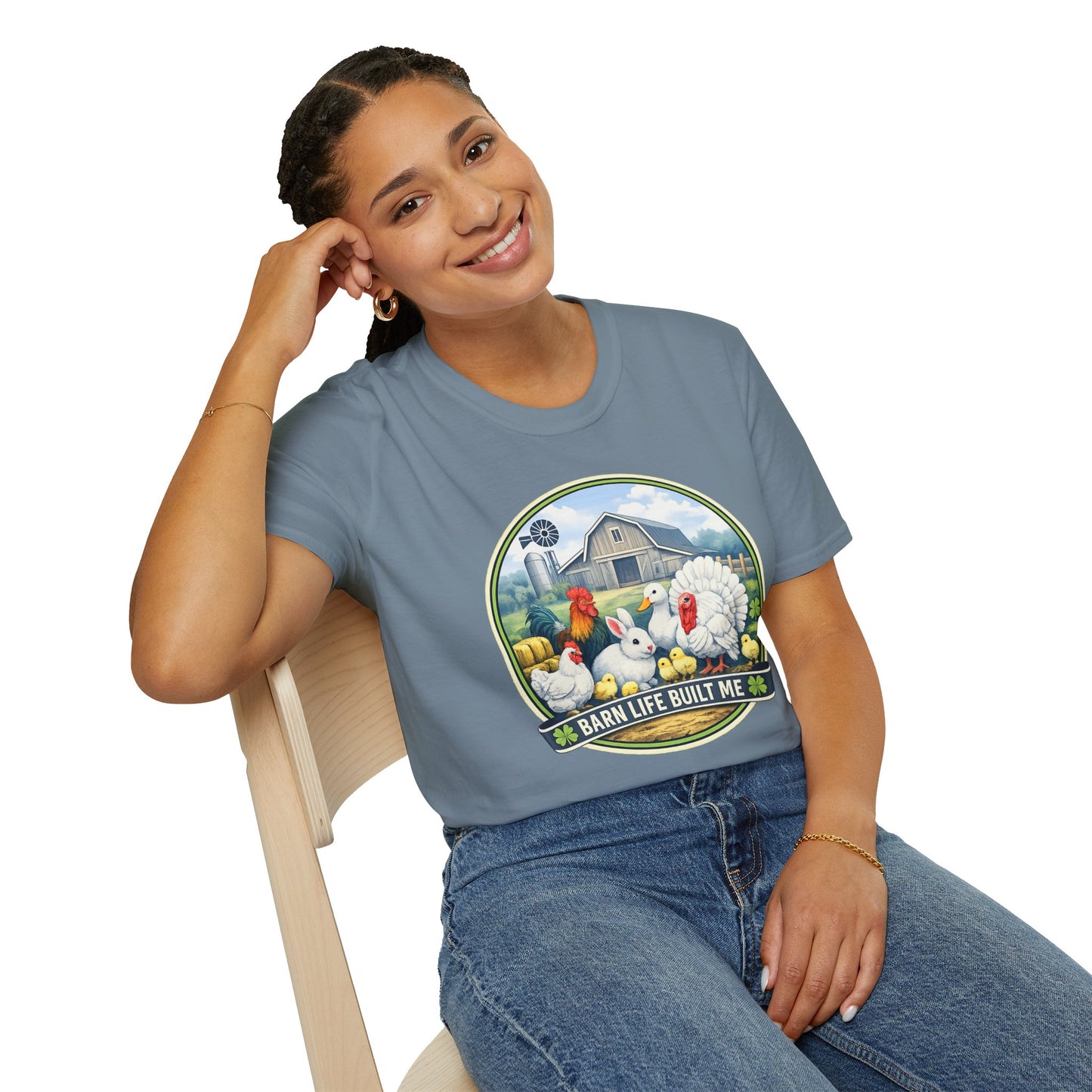 BARN LIFE BUILT ME - Small Animals - Unisex T-Shirt