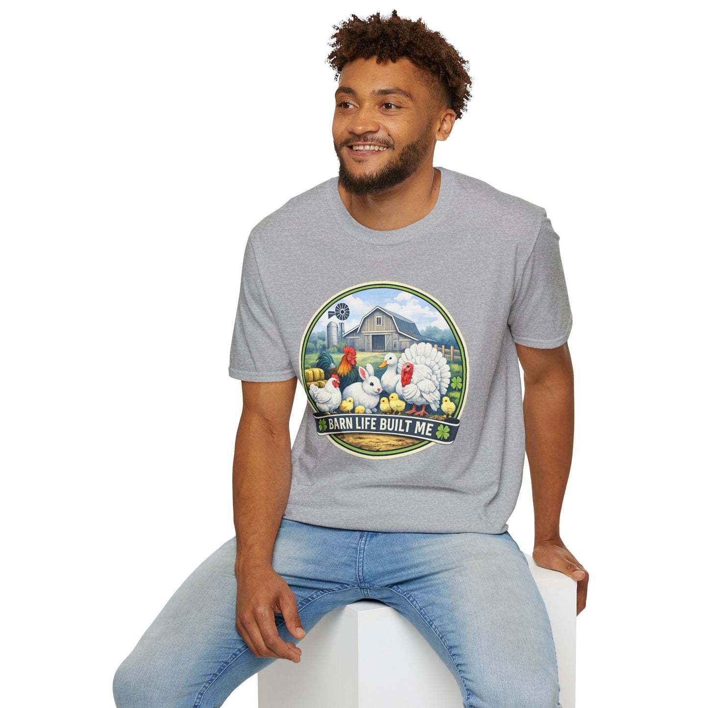 BARN LIFE BUILT ME - Small Animals - Unisex T-Shirt