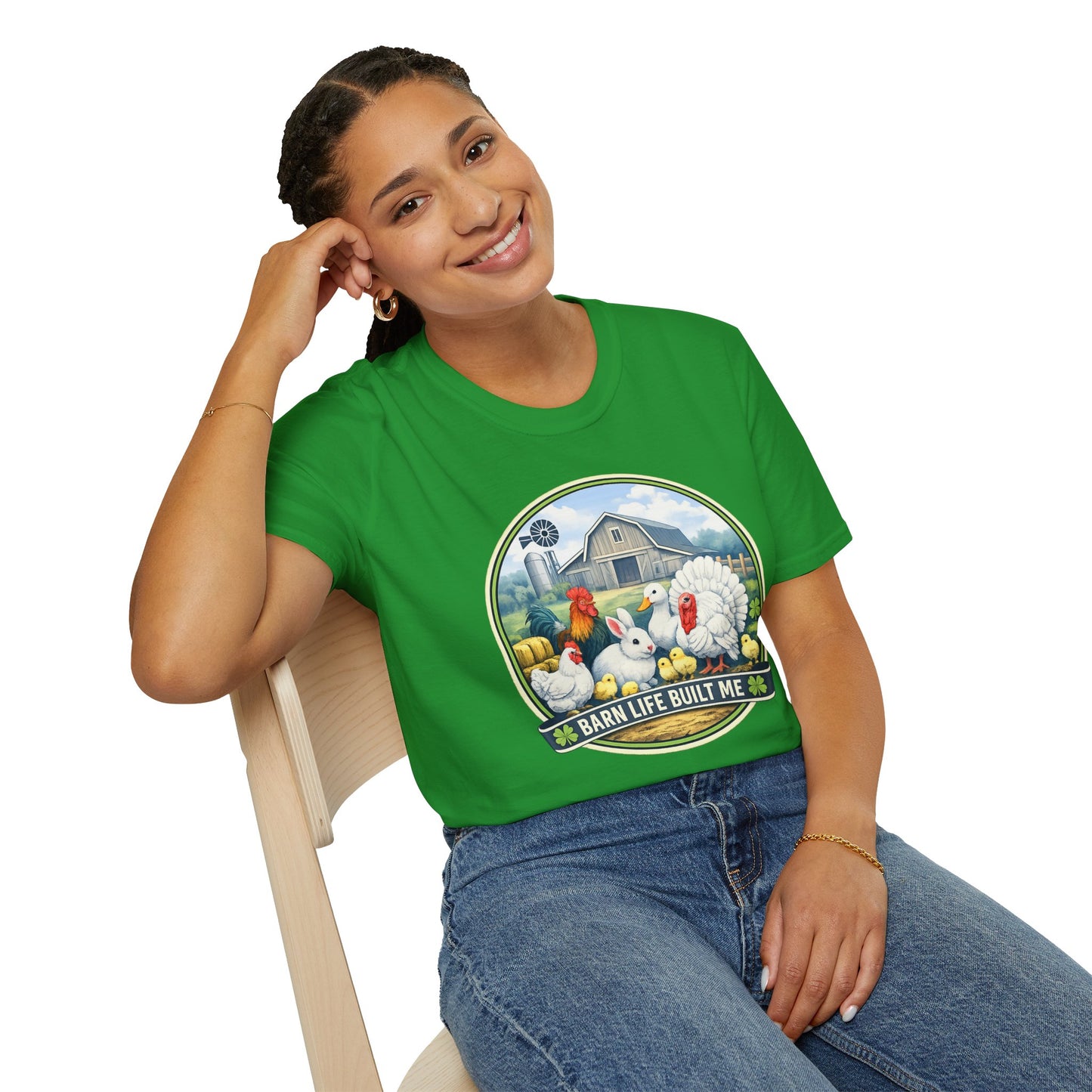 BARN LIFE BUILT ME - Small Animals - Unisex T-Shirt